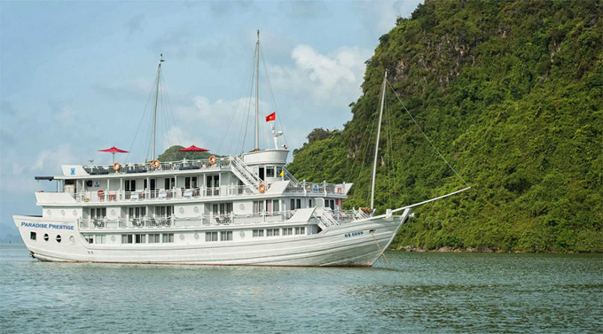Paradise Prestige Cruise in Halong Bay