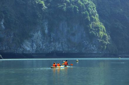 Lan Ha Bay Day Tour from Hanoi